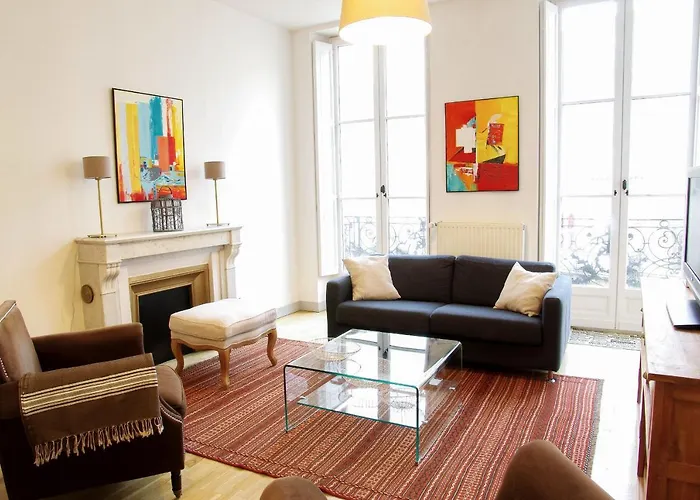 Condillac - Localisation Exceptionnelle 2 Chambres Avec Ascenseur Et Parking